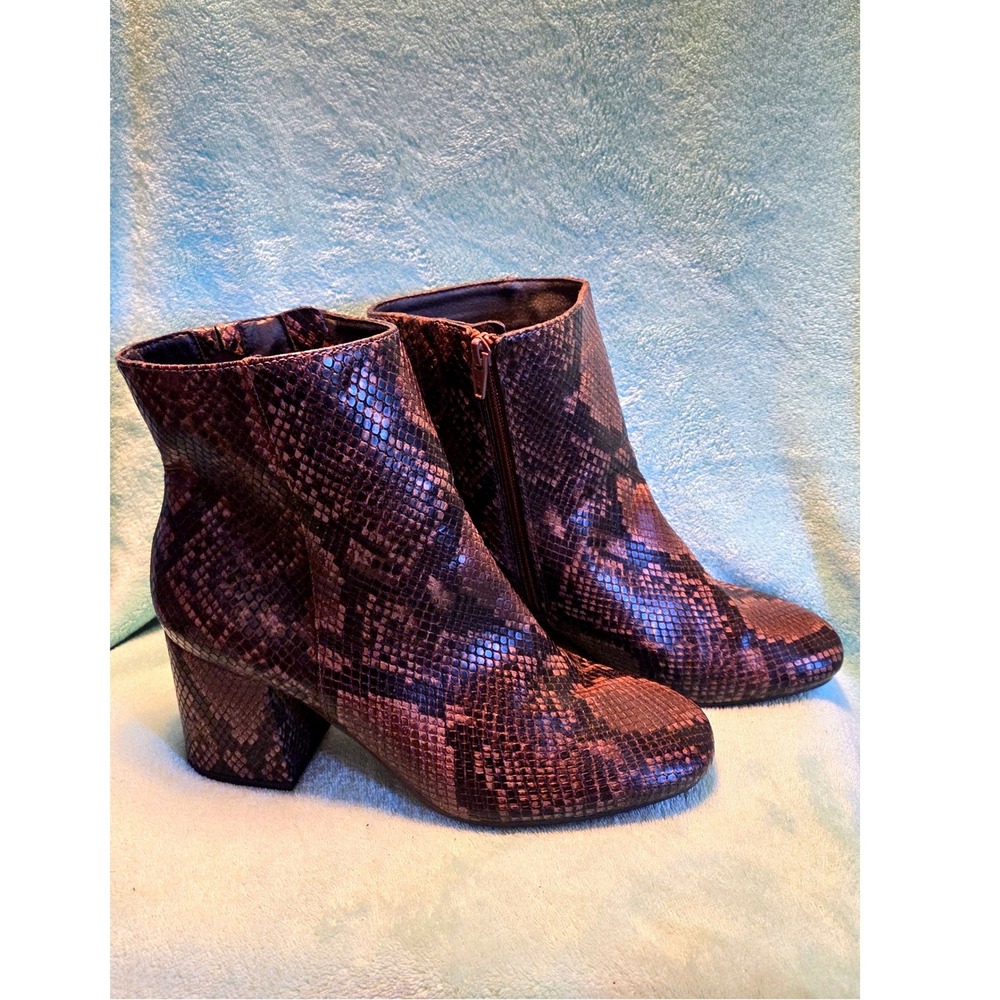 Vintage Brown Faux Snakeskin Square Toe Block Heel Ankle Boots Size 11 Woman